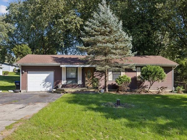2514 S Maplewood Drive , Wonder Lake, IL 60097