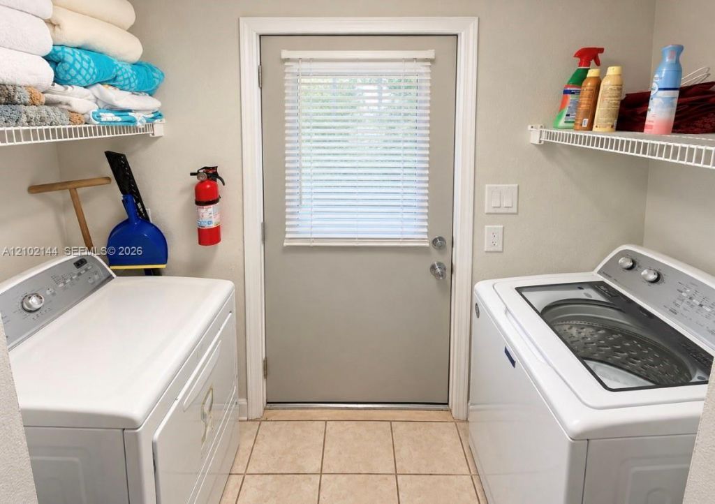 712 Garden State Ln , Unit 1, Key Largo, FL 33037 Photo