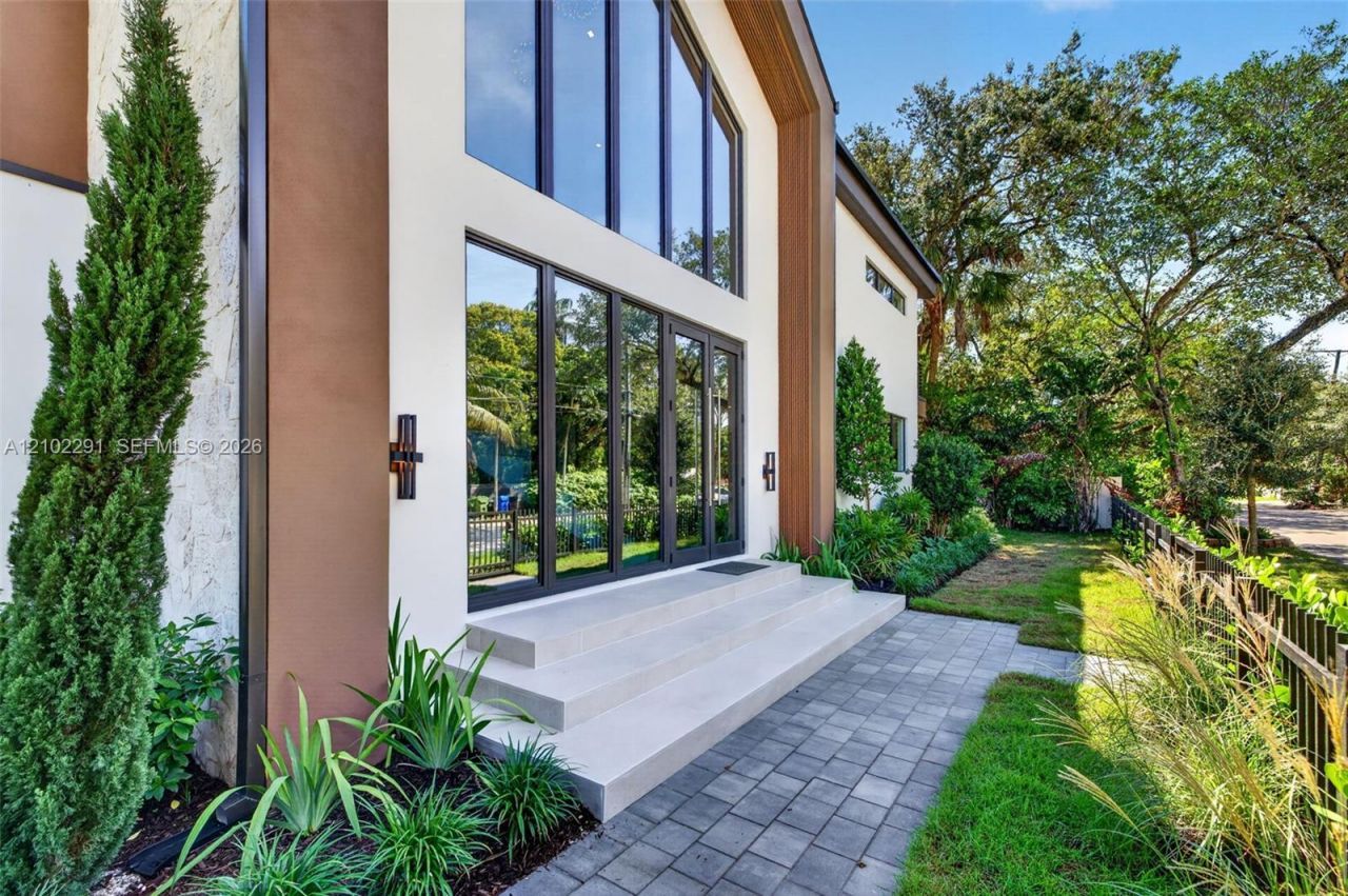 1412 SW 7th St , Fort Lauderdale, FL 33312 Photo
