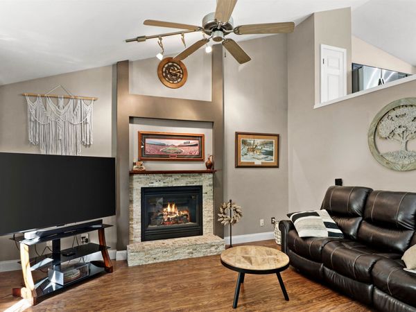 535 Goldenrod Circle, Verona, WI 53593