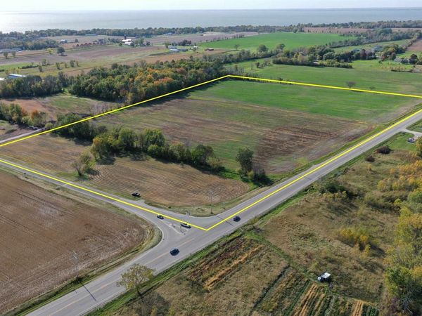 HWY 114, Menasha, WI 54952