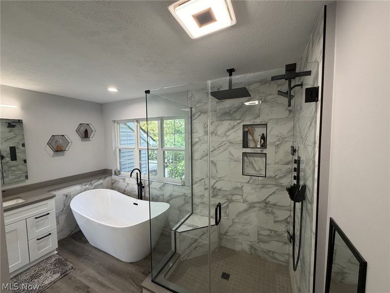 22639 Rushmore Drive, Richmond Heights, OH 44143 Photo 11