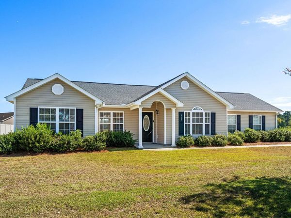 525 Carolina Hickory St. , Loris, SC 29569