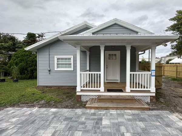 63 SW Shannon Avenue, West Melbourne, FL 32904