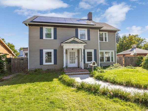 356 N William Street , Joliet, IL 60435