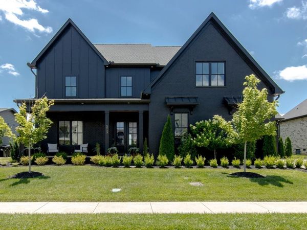 5713 Eaglemont Dr , Murfreesboro, TN 37129