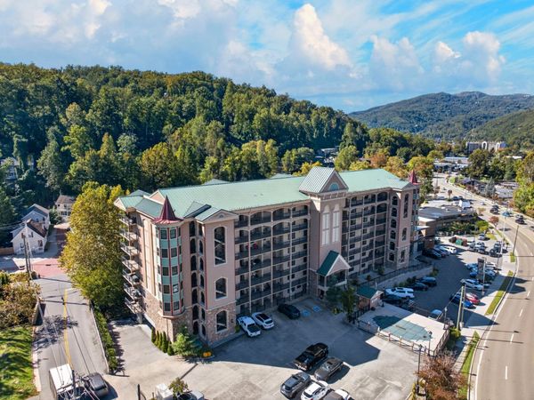 210 Roaring Fork Ext , Unit 404, Gatlinburg, TN 37738