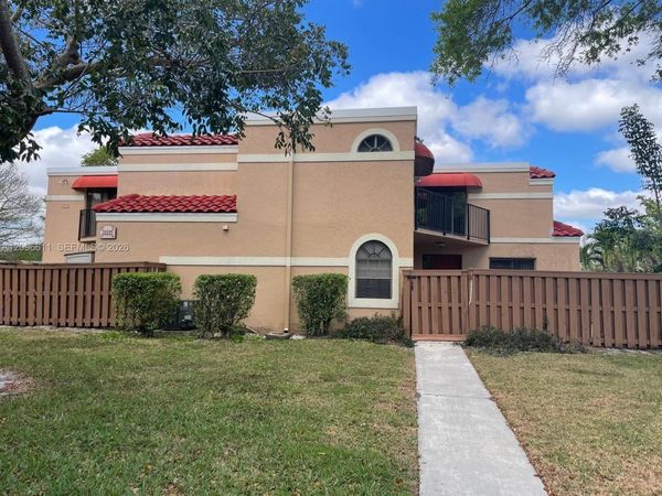 8068 Severn Dr , Unit B, Boca Raton, FL 33433