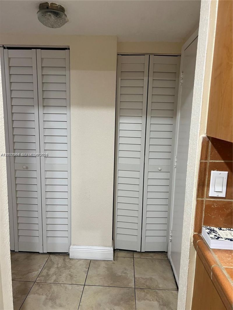 8875 Fontainebleau Blvd , Unit 203, Miami, FL 33172 Photo
