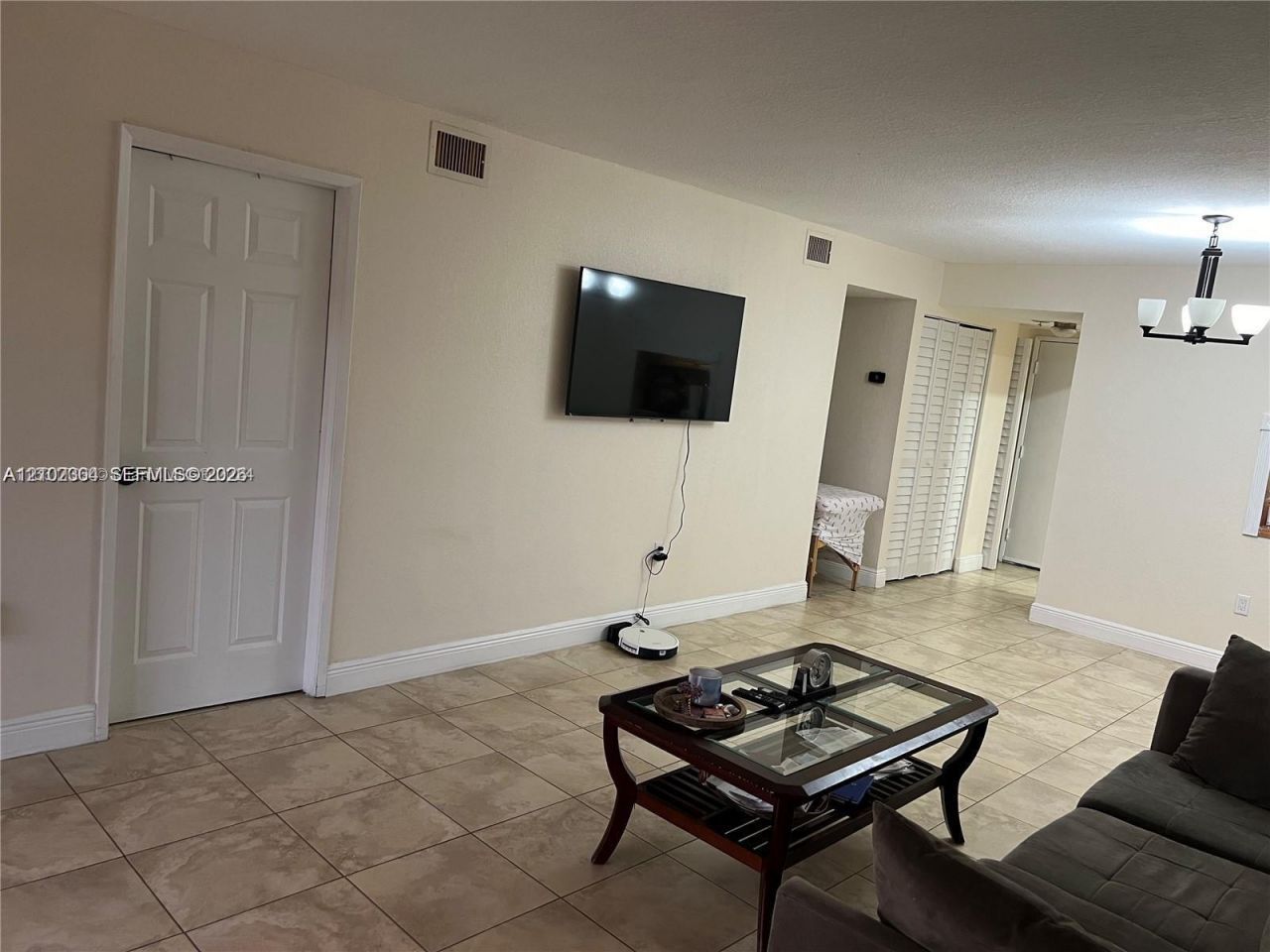 8875 Fontainebleau Blvd , Unit 203, Miami, FL 33172 Photo