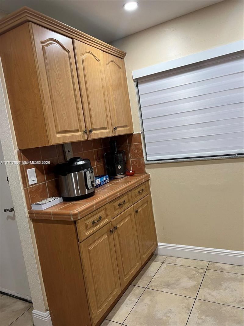 8875 Fontainebleau Blvd , Unit 203, Miami, FL 33172 Photo