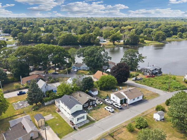 57 Peach St., Swansea, MA 02777