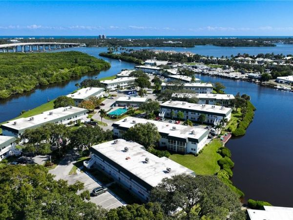 2800 Indian River Boulevard , Unit 6S, Vero Beach, FL 32960