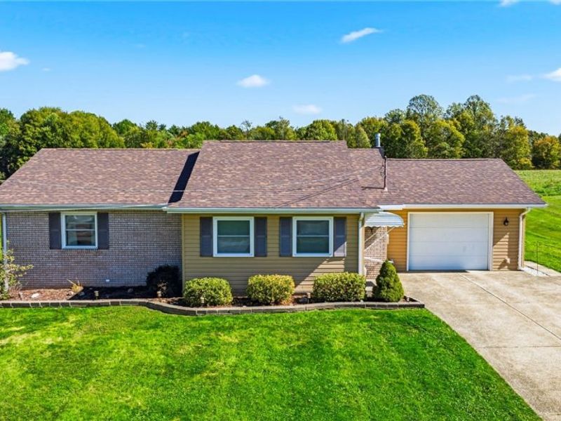 3908 Shi Mar Drive, Ashtabula, OH 44004 Photo 1