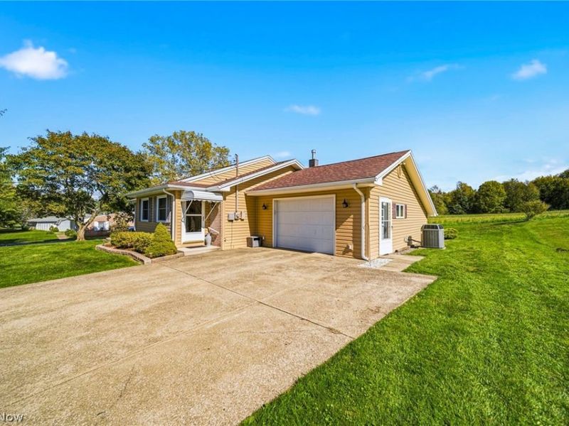 3908 Shi Mar Drive, Ashtabula, OH 44004 Photo 4