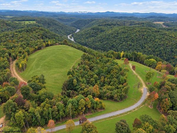 Lot 17 Arrowhead Drive, Mount Nebo, WV 26679