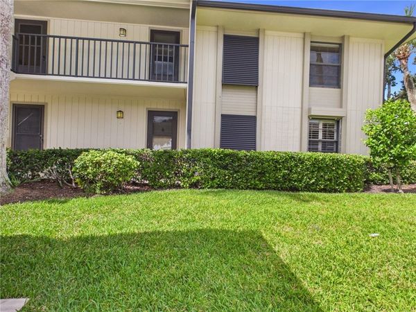 18 Plantation Drive , Unit 106, Vero Beach, FL 32966
