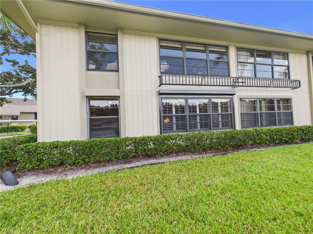 18 Plantation Drive, Unit 106, Vero Beach, FL 32966 Photo