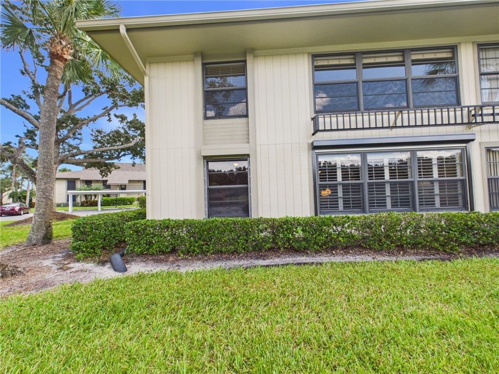 18 Plantation Drive, Unit 106, Vero Beach, FL 32966 Photo