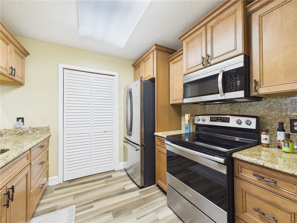 18 Plantation Drive, Unit 106, Vero Beach, FL 32966 Photo