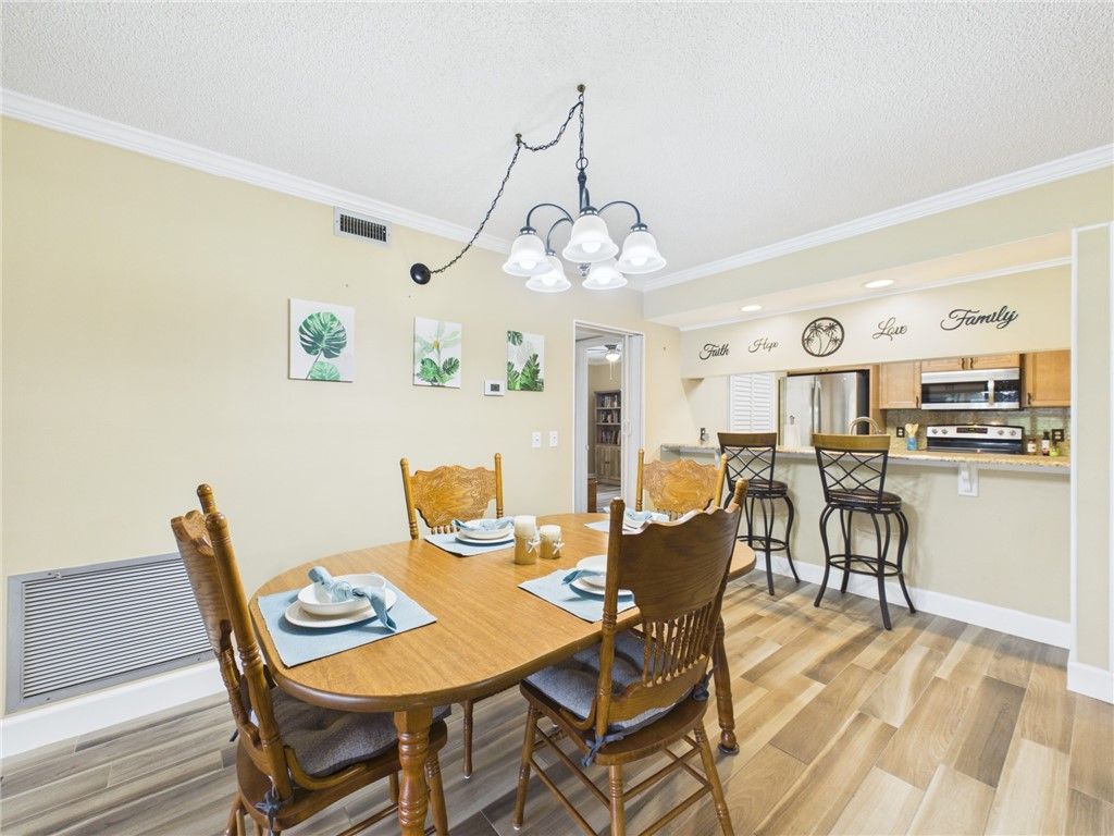 18 Plantation Drive, Unit 106, Vero Beach, FL 32966 Photo