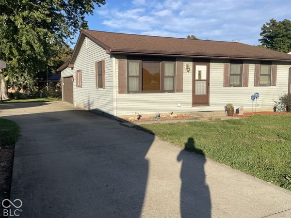 1030 Howard , Rockville, IN 47872