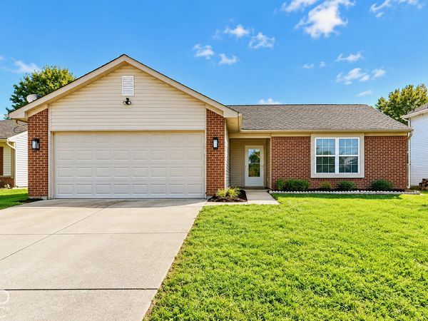 6411 River Run Drive, Indianapolis, IN 46221