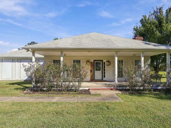 2750 WARD RD, Millington, TN 38053