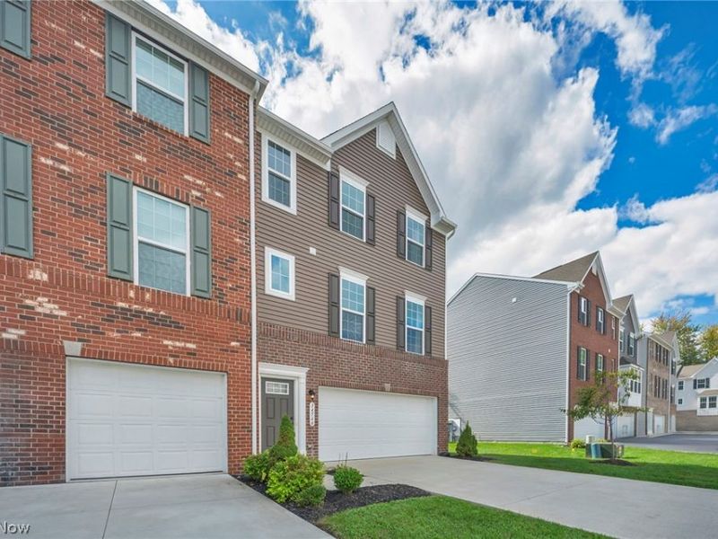 34566 Ethan Way, Willoughby, OH 44094 Photo 4