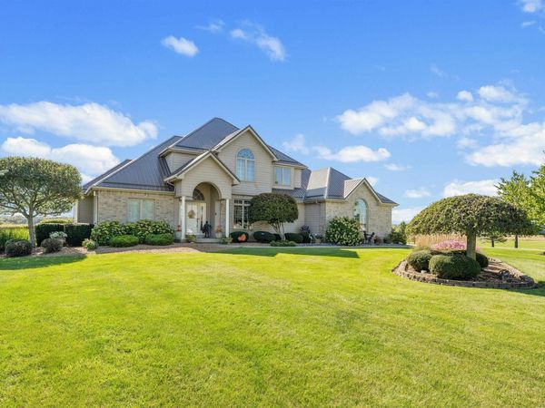 3558 Braveheart Circle, Auburn, IN 46706