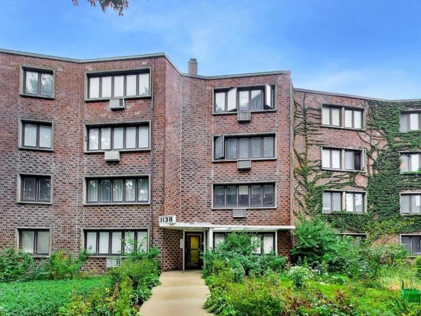 1138 W Lunt Avenue, Unit 2B, Chicago, IL 60626