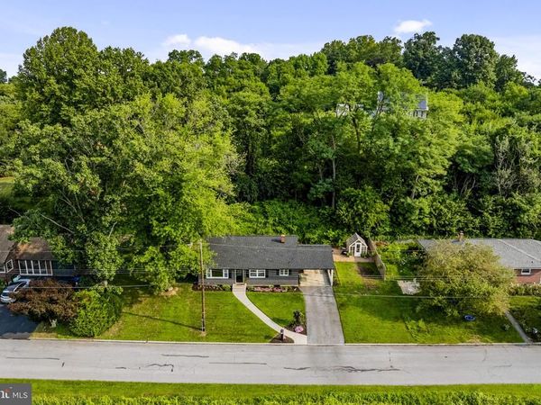 3317 HILLSIDE DRIVE, LEBANON, PA 17046