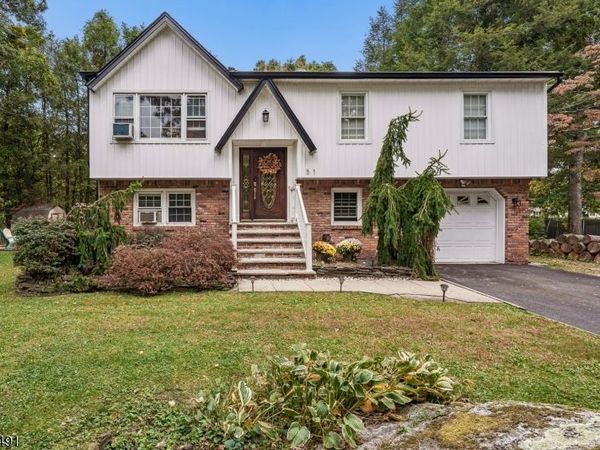 51 River Rd, Byram, NJ 07874