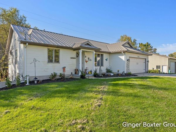 7945 Morse Lake Avenue SE, Alto, MI 49302