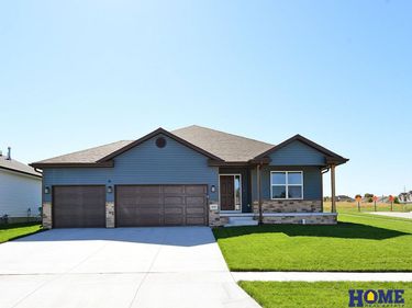 8901 Kinzie Street, Lincoln, NE 68507