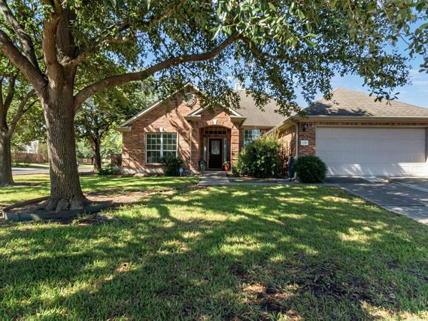 125 Amber Ash DR, Kyle, TX 78640