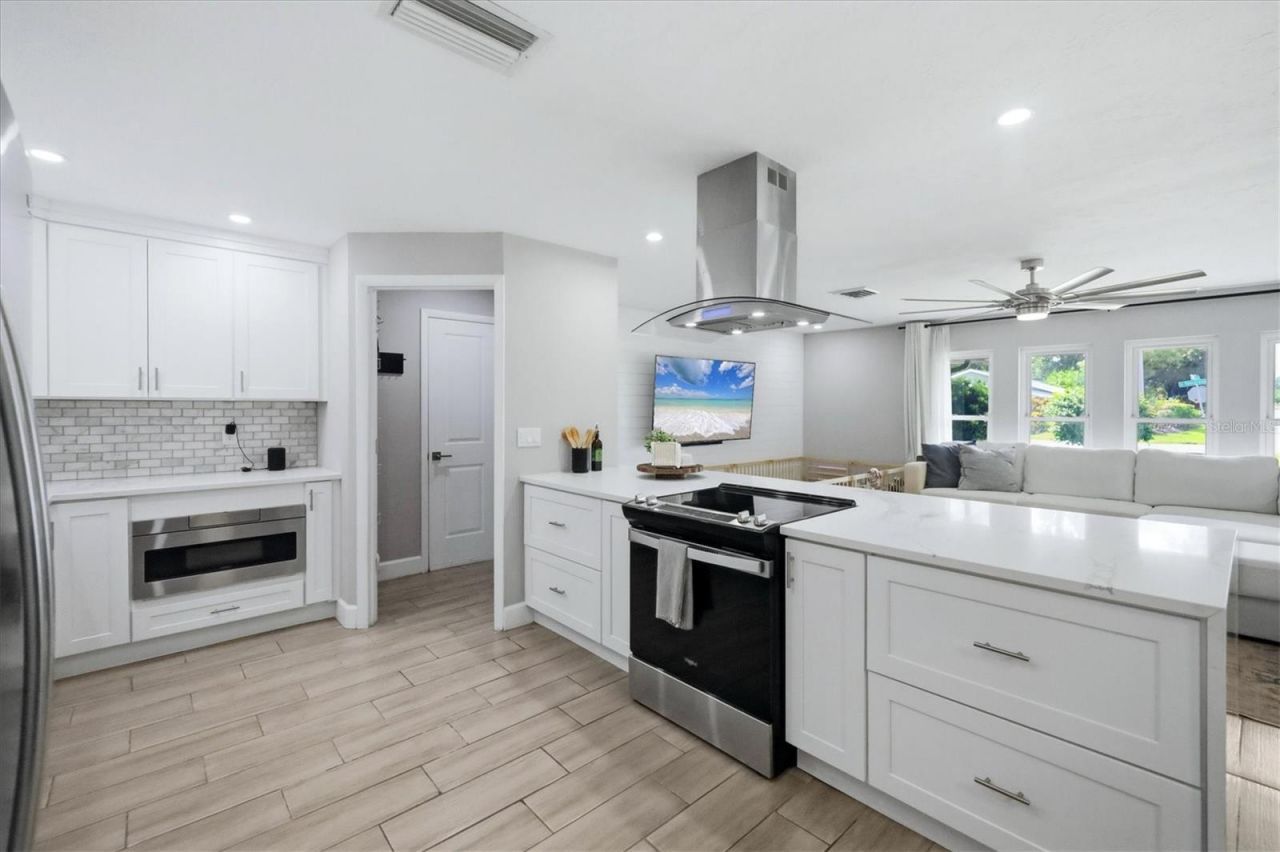 5605 Sawgrass Road, Sarasota, FL 34232 Photo