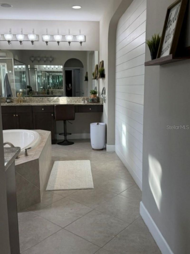 1907 Hidden Springs Drive, New Port Richey, FL 34655 Photo
