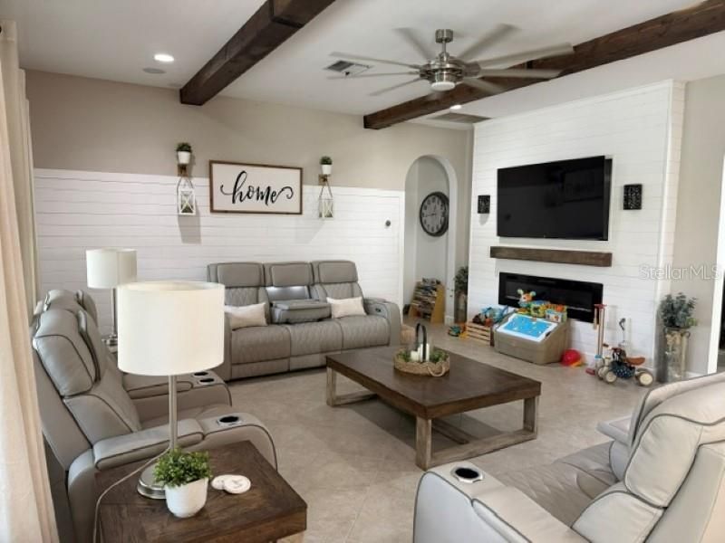 1907 Hidden Springs Drive, New Port Richey, FL 34655 Photo