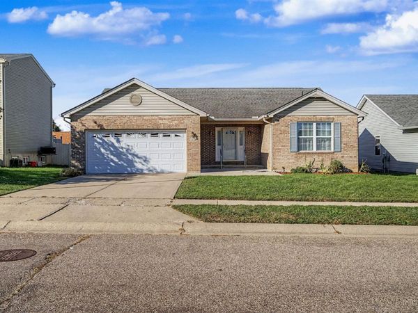 1248 Carriage Hill Lane, Hamilton, OH 45013