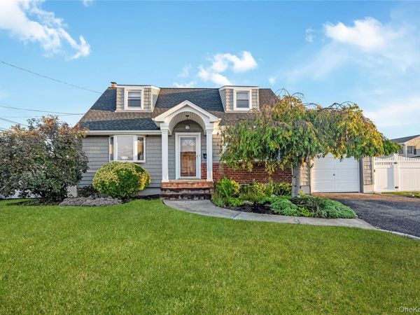 159 Washington Street , Farmingdale, NY 11735