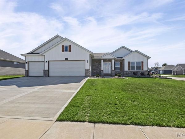 8442 Herrick Park Drive , Troy, IL 62294