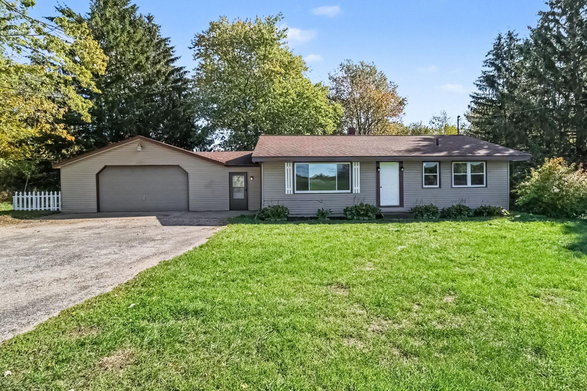 4292 N Stiles Road, Scottville, MI 49454 Main Photo