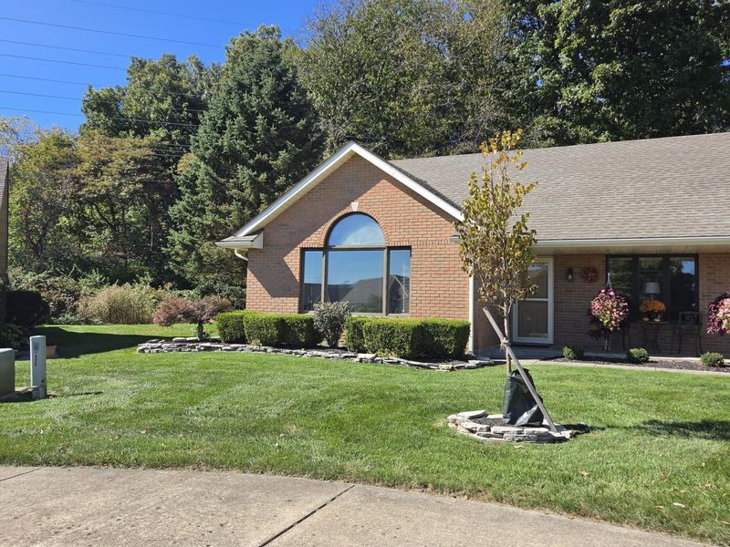 5635 Calais Drive, Springfield, OH 45503 Photo 2
