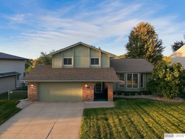 11006 Sahler Street, Omaha, NE 68164