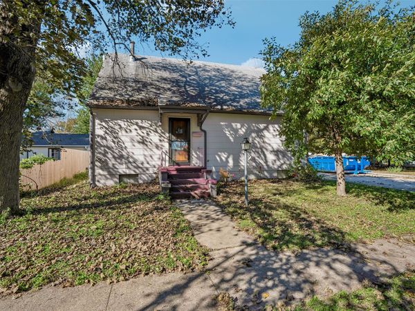 105 N C Street, Indianola, IA 50125