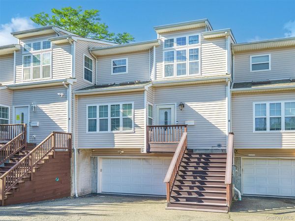 5 The Mill , Port Washington, NY 11050