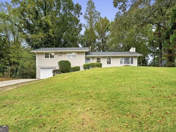 2751 Dunwood Lane, Acworth, GA 30102