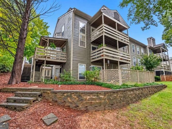 1109 Riverview Drive SE, Marietta, GA 30067