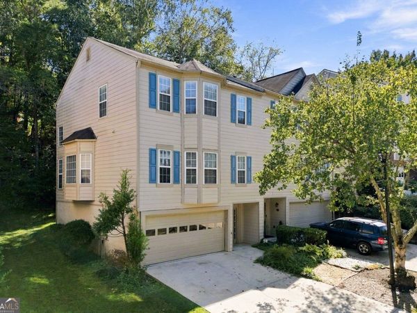 2462 Valley Cove Drive, Duluth, GA 30097